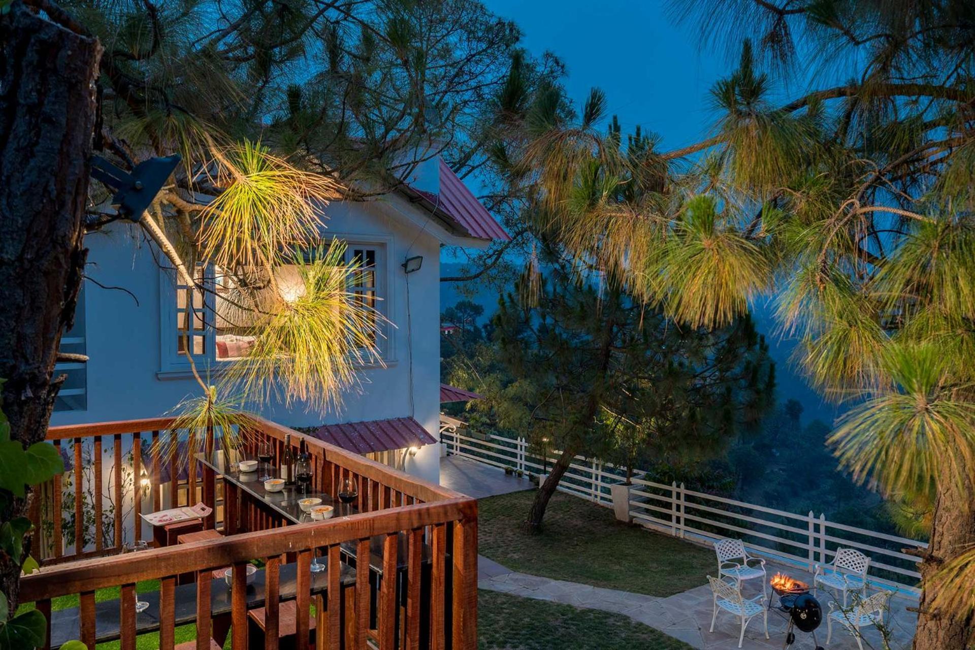 Stayvista At Bellevue With Outdoor Jacuzzi Kasauli Extérieur photo